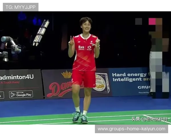 羽毛球陈雨菲跳杀贴网斩获冠军点